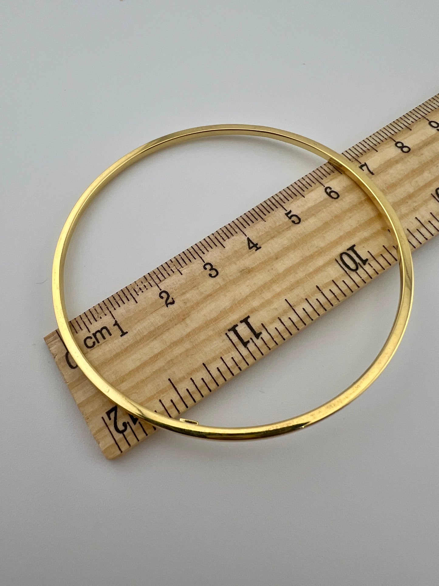 Women’s 9ct Yellow Gold Plain Bracelet - Ladies Gold 2mm Thin Plain Slave Bangle