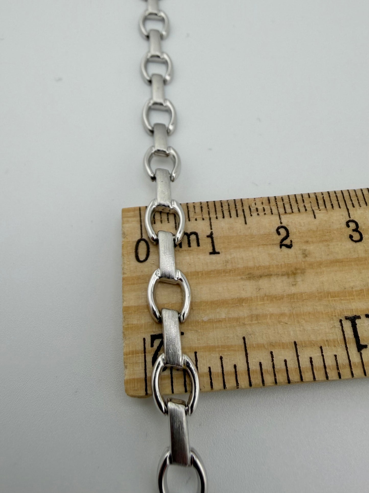 9ct White Gold Ladies Bracelet - 6mm Wide - 7.5 Inch - Full Hallmark & Box