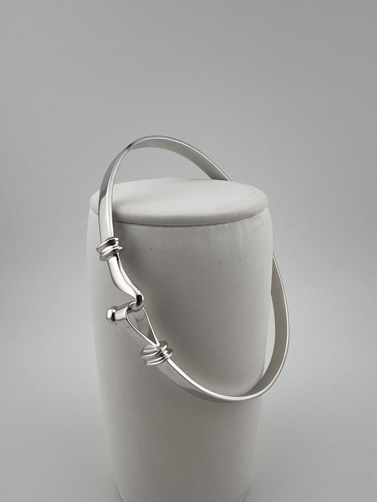 Solid 9ct White Gold Bracelet - 4.5mm Wide - Ladies White Gold Hook Bangle UK Hallmark