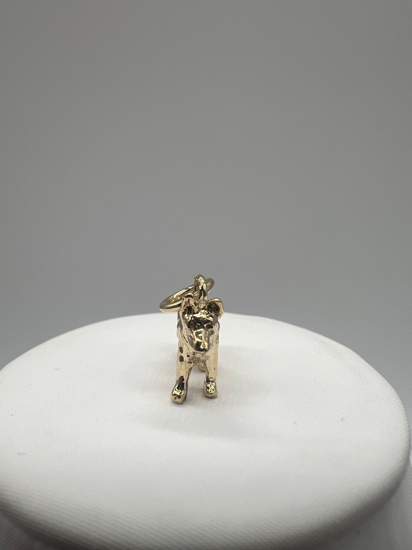 9ct Yellow SOLID Gold Alsatian Dog / German Shepherd Pendant - Full UK Hallmark
