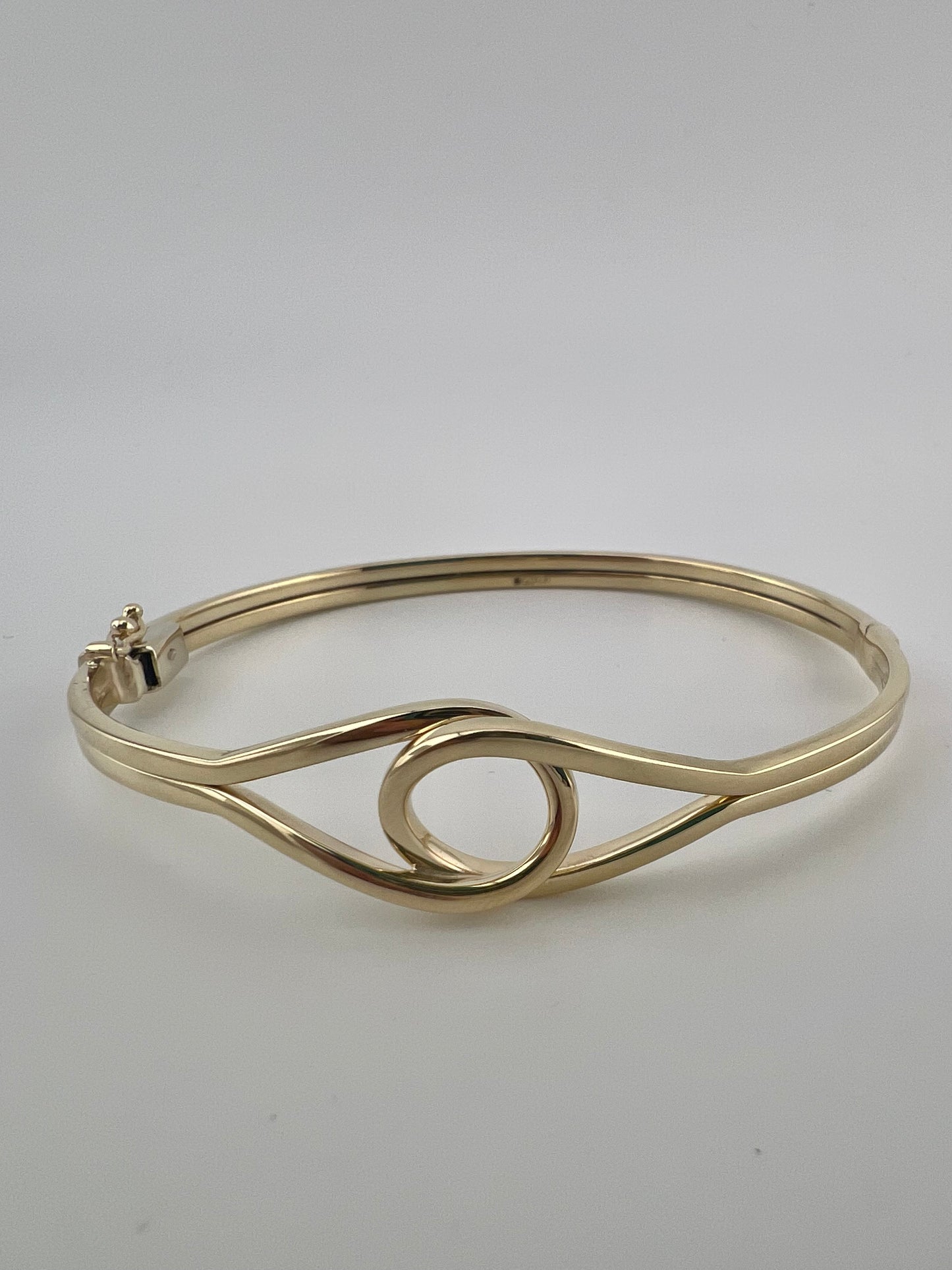 Women’s 9ct Yellow Gold  Ladies Bangle  - 7.5 Inch - Full Hallmark & Box