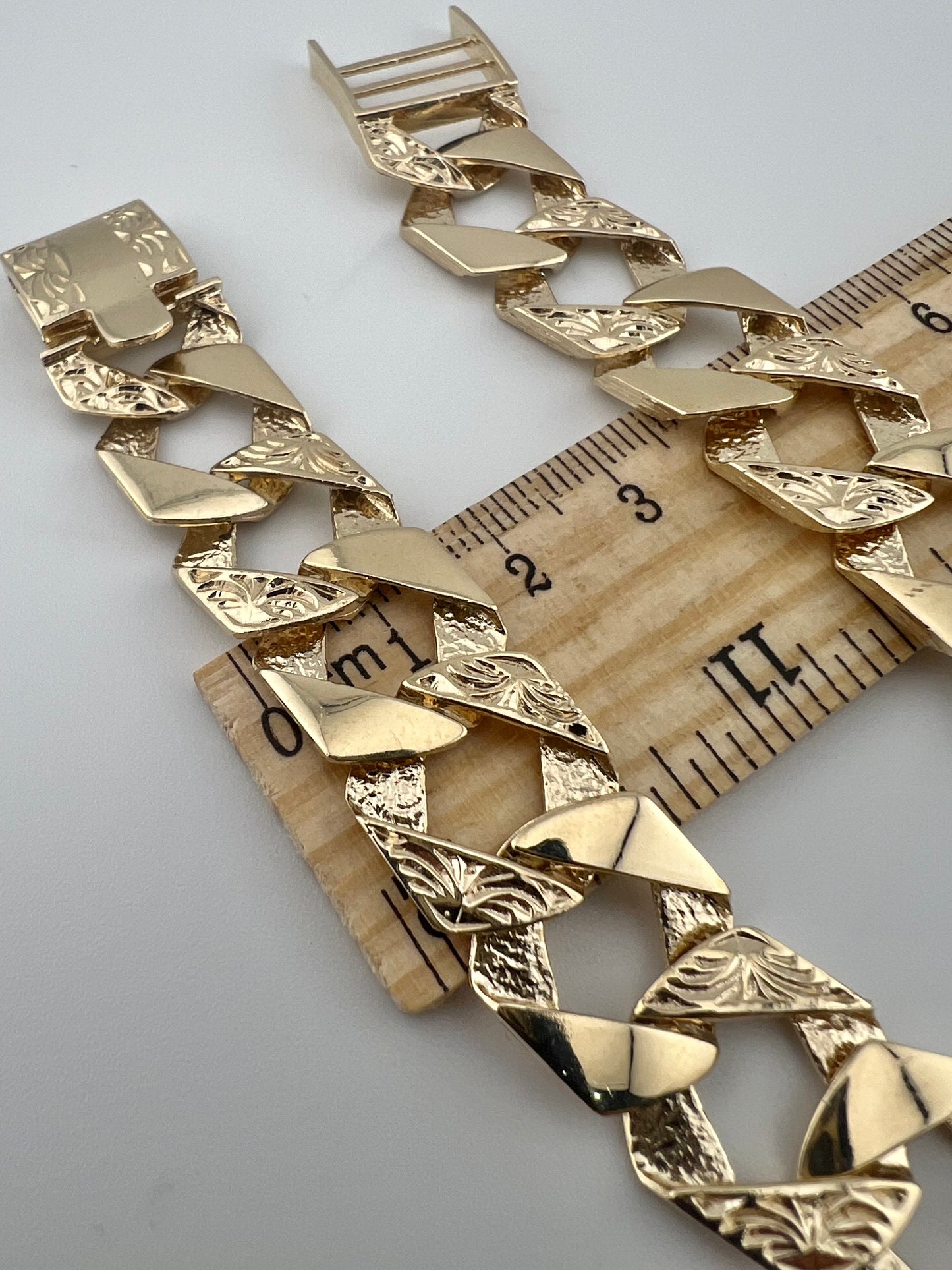 9ct Solid Gold Men's Bracelet 8.5 INCH - 14mm Flat Curb - FULL UK HALLMARK & BOXED