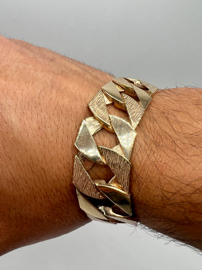 Solid 9ct Yellow Gold Chaps Bracelet - 22mm Wide - 8.5 Inch - Fully Hallmarked