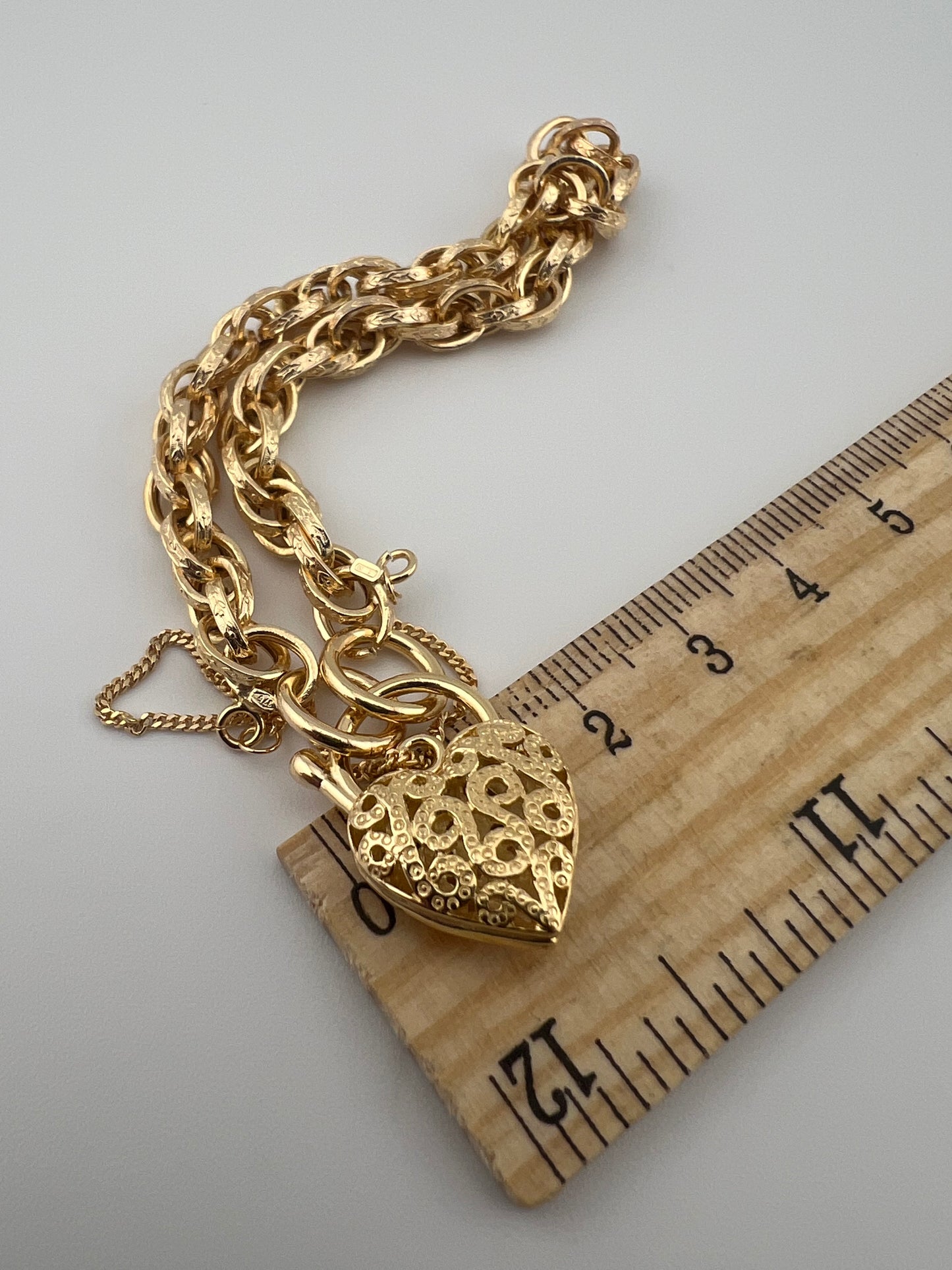 9ct Yellow Gold Price Of Wales Padlock Bracelet - 7.5 INCH - Fully Hallmarked