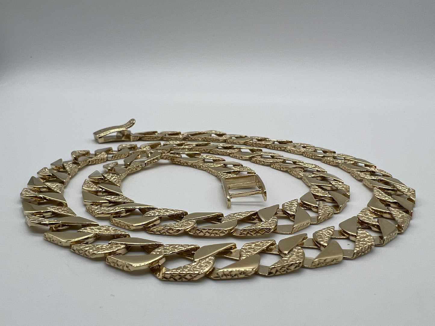 New Solid 9ct Yellow Gold Flat Curb Link - 24 Inch - 11mm Wide - UK Hallmark