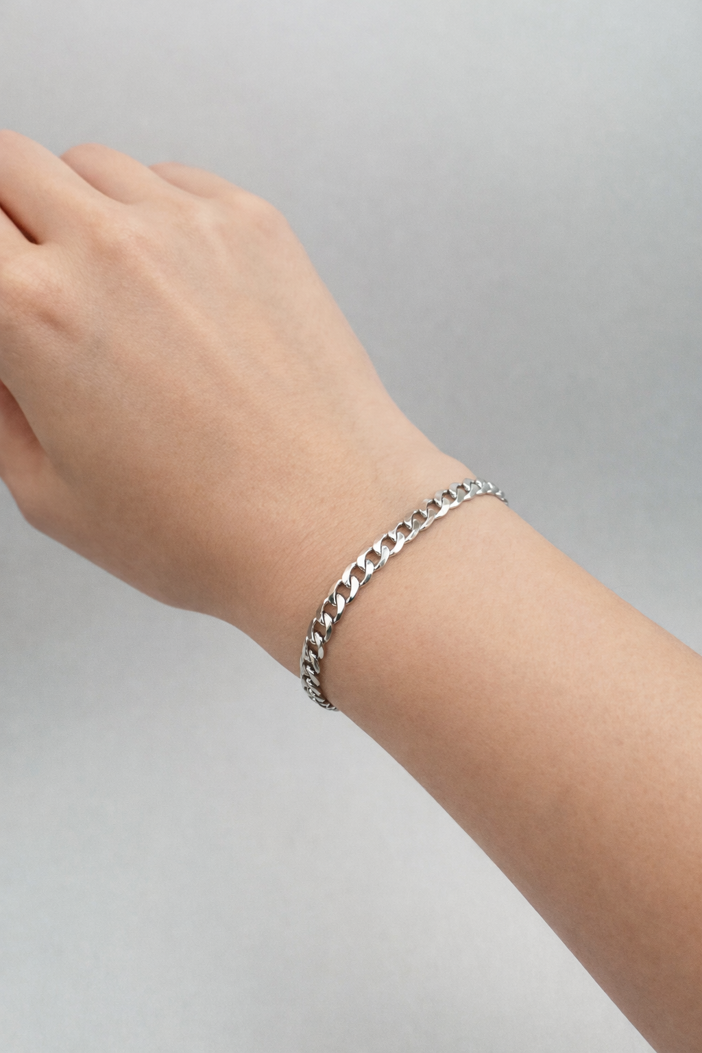 Solid 9ct White Gold Curb Bracelet - 5mm Wide - 7.5 Inch Bracelet