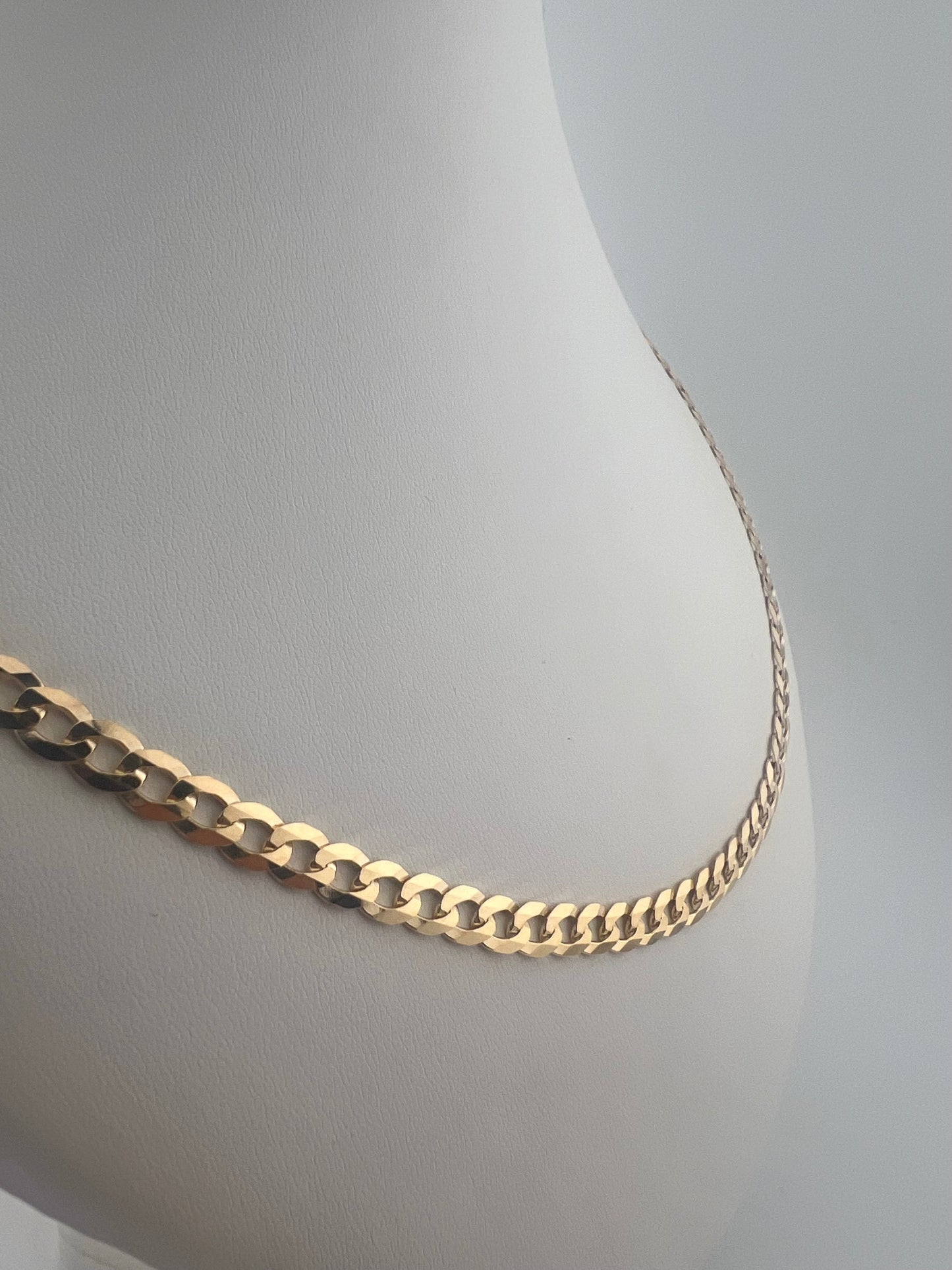 9ct Solid Gold Men’s Chain 22 INCH - 6mm Flat Curb Chain - Full UK Hallmark