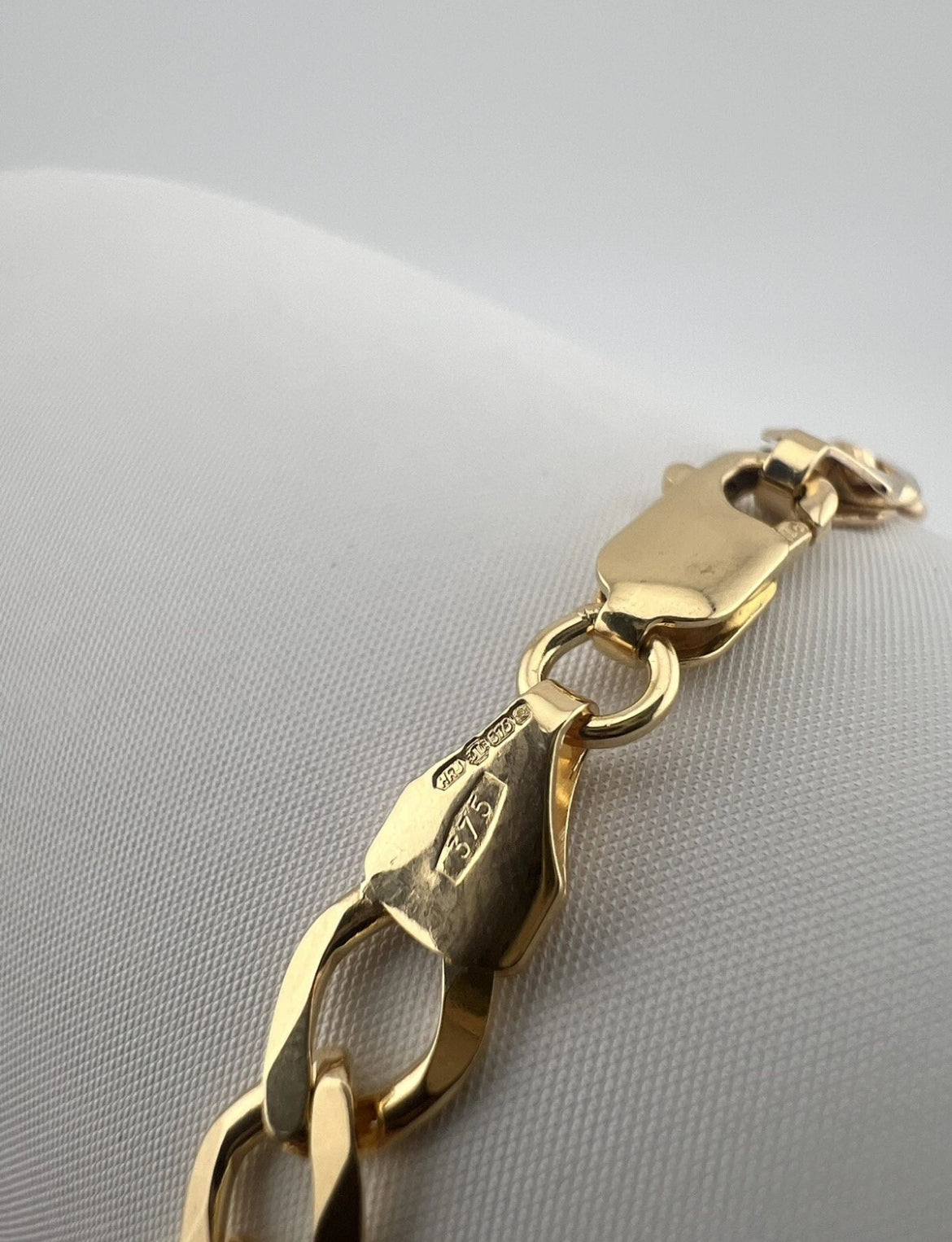 9ct Solid Gold Bracelet 8.5 INCH - 6mm Flat Curb - UK HALLMARK & BOX
