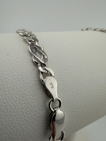 Ladies Solid 9ct White Gold 5mm Wide Celtic Bracelet - 7.5 Inch Ladies Bracelet