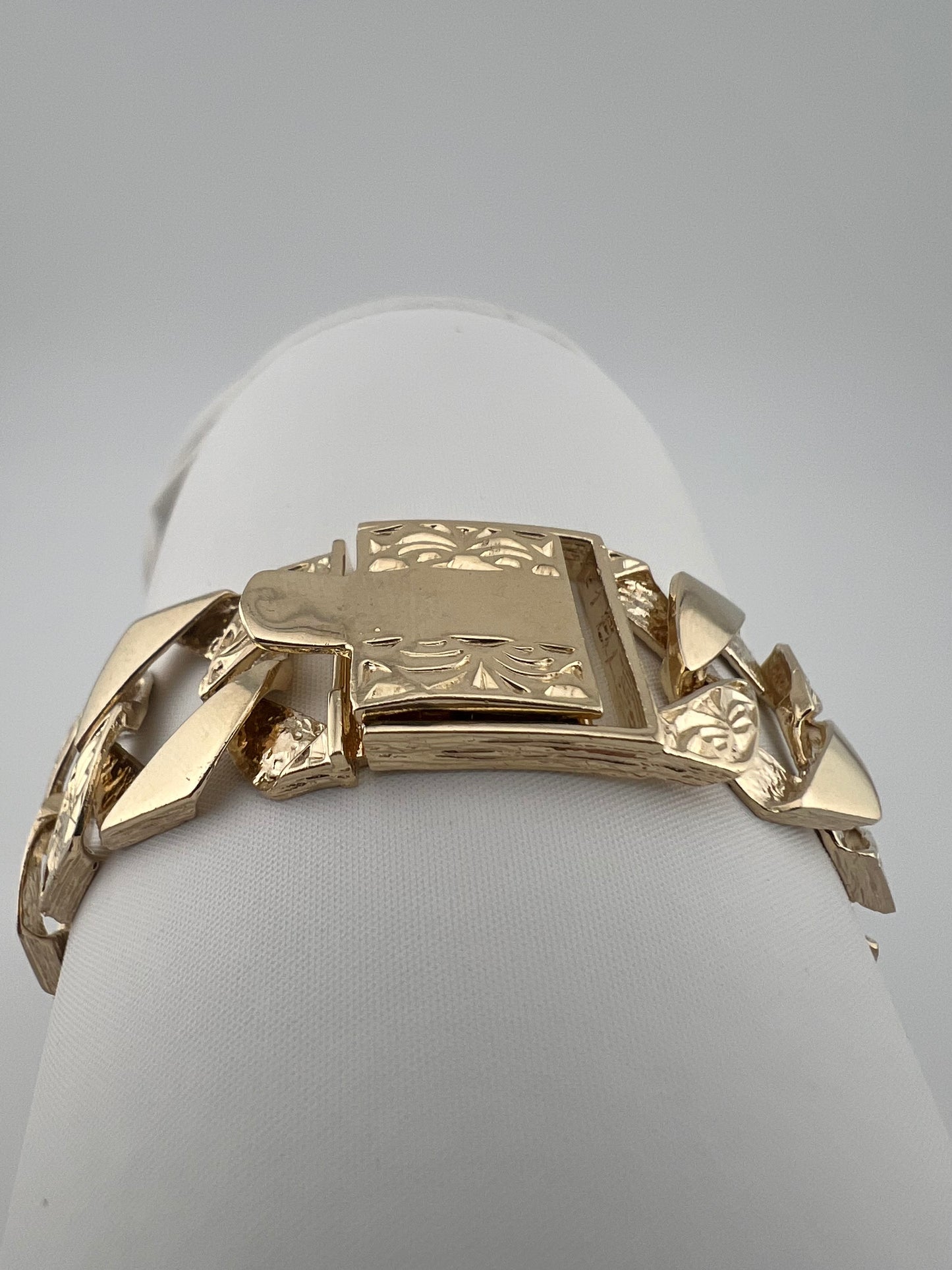 9ct Solid Gold Men's Bracelet 8.5 INCH - 14mm Flat Curb - FULL UK HALLMARK & BOXED