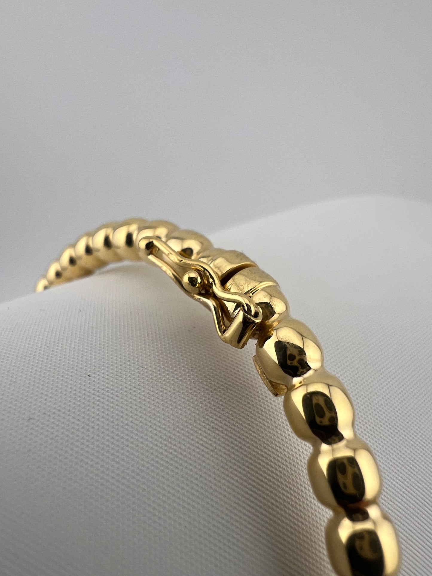 Ladies 9ct Yellow Gold 4mm Beaded Bangle 6.5 - 7.5 Inch Wrist Size