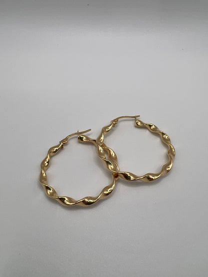 LADIES 9CT YELLOW GOLD TWIST 30MM HOOP PAIR OF EARRINGS - UK SALE