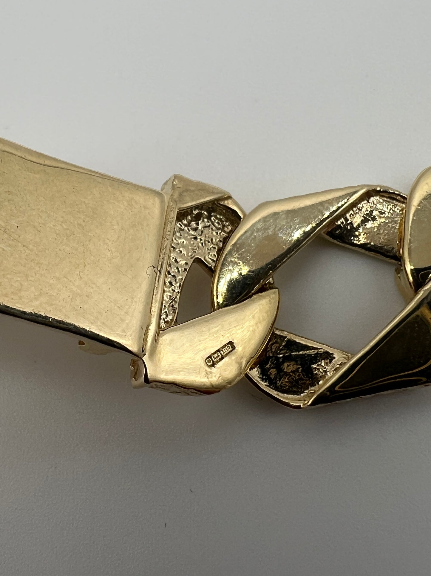 Solid 9ct Yellow Gold Chaps Bracelet - 13mm Wide - 8.5 Inch - Fully Hallmarked