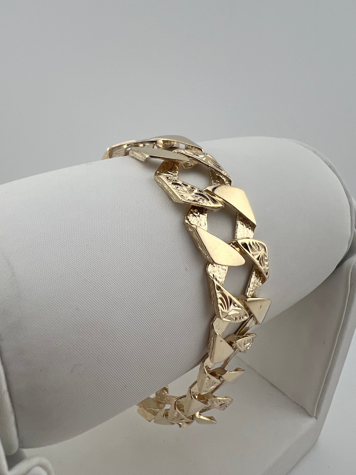 9ct Solid Gold Men's Bracelet 8.5 INCH - 14mm Flat Curb - FULL UK HALLMARK & BOXED
