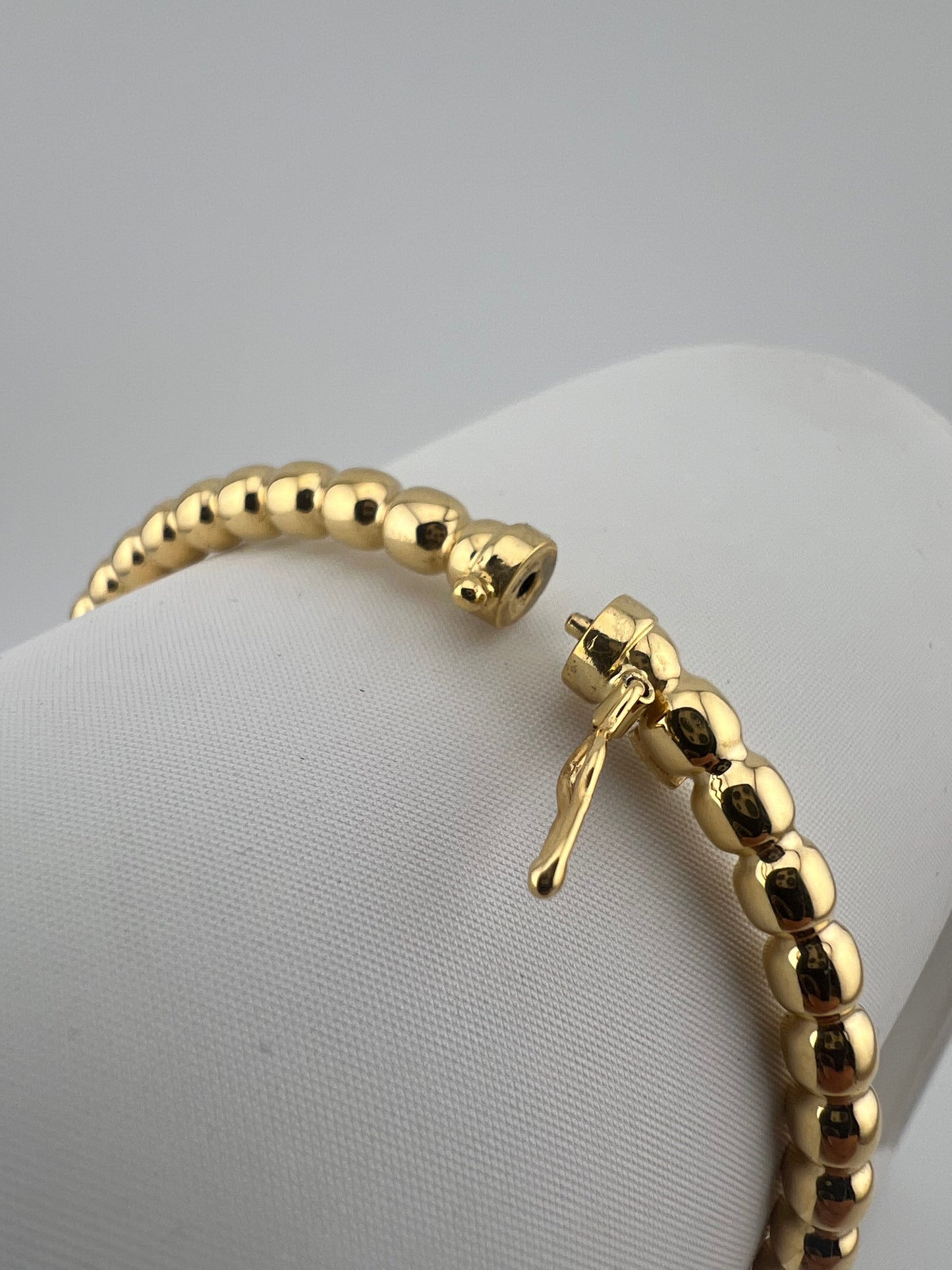 Ladies 9ct Yellow Gold 4mm Beaded Bangle 6.5 - 7.5 Inch Wrist Size