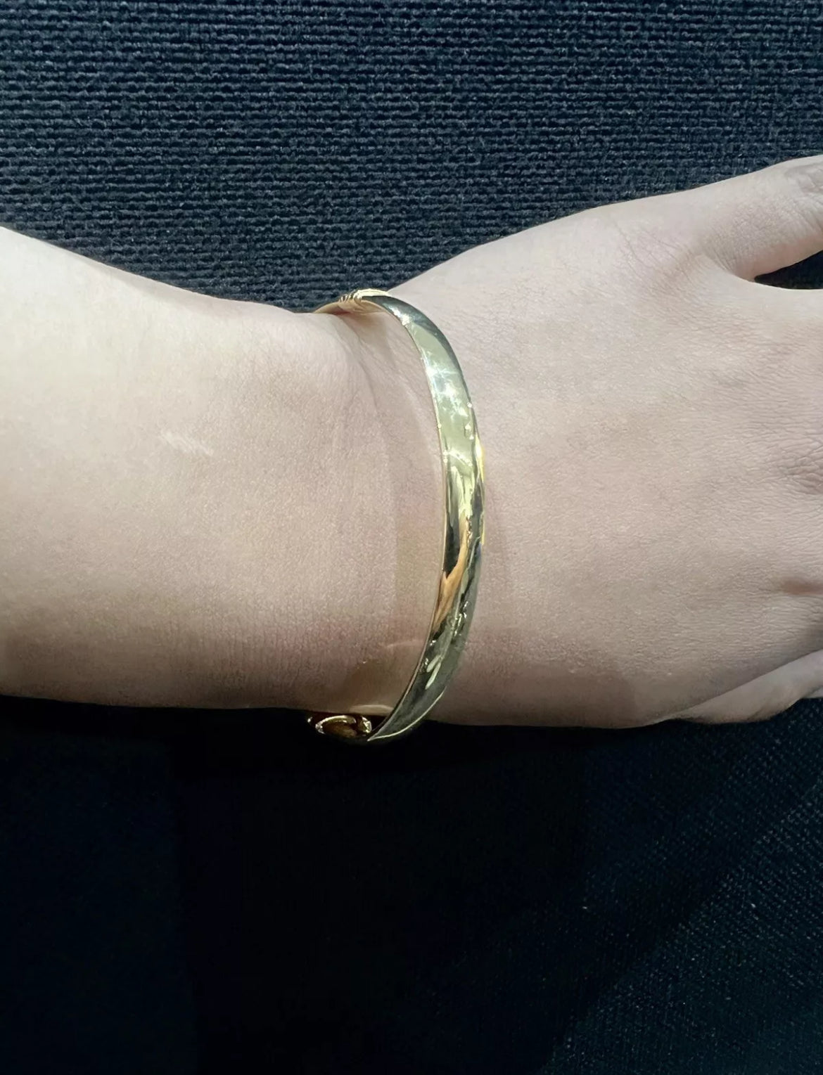 Women’s 9ct Yellow Gold Plain Bracelet - Ladies Gold 6mm Plain Hinged Bangle