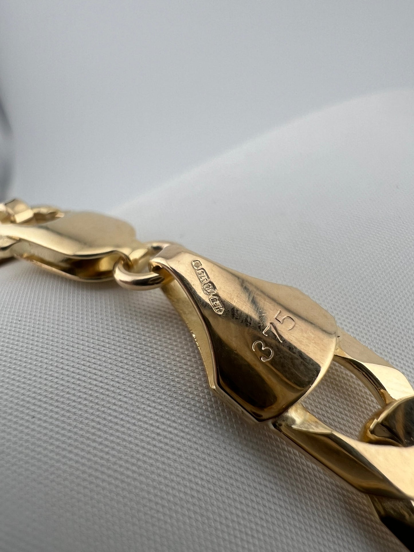 9ct Solid Gold Men’s Bracelet 8.5 Inch- 8mm Flat Curb - FULL UK HALLMARK & BOX