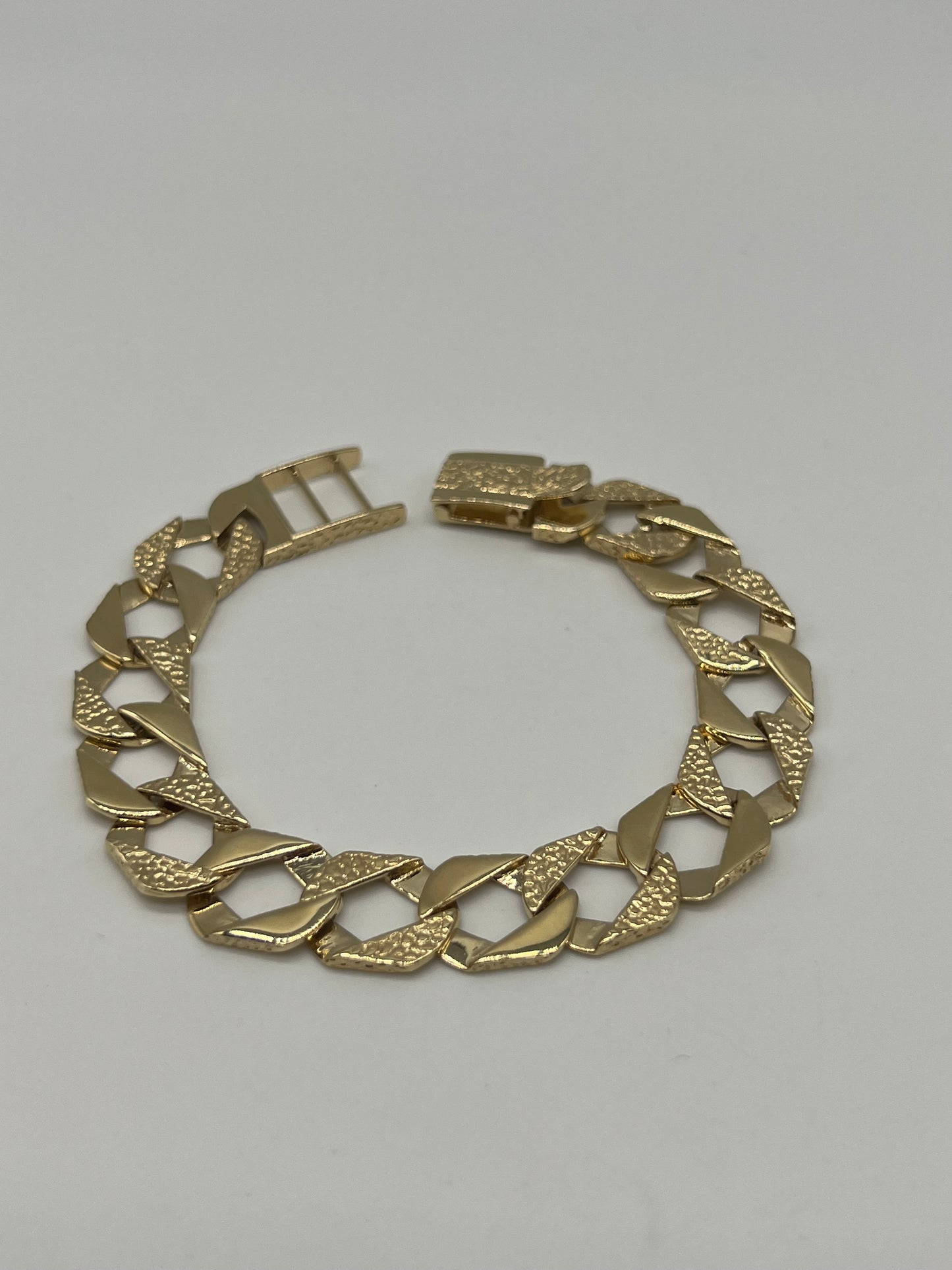 Solid 9ct Yellow Gold Chaps Bracelet - 13mm Wide - 8.5 Inch - Fully Hallmarked