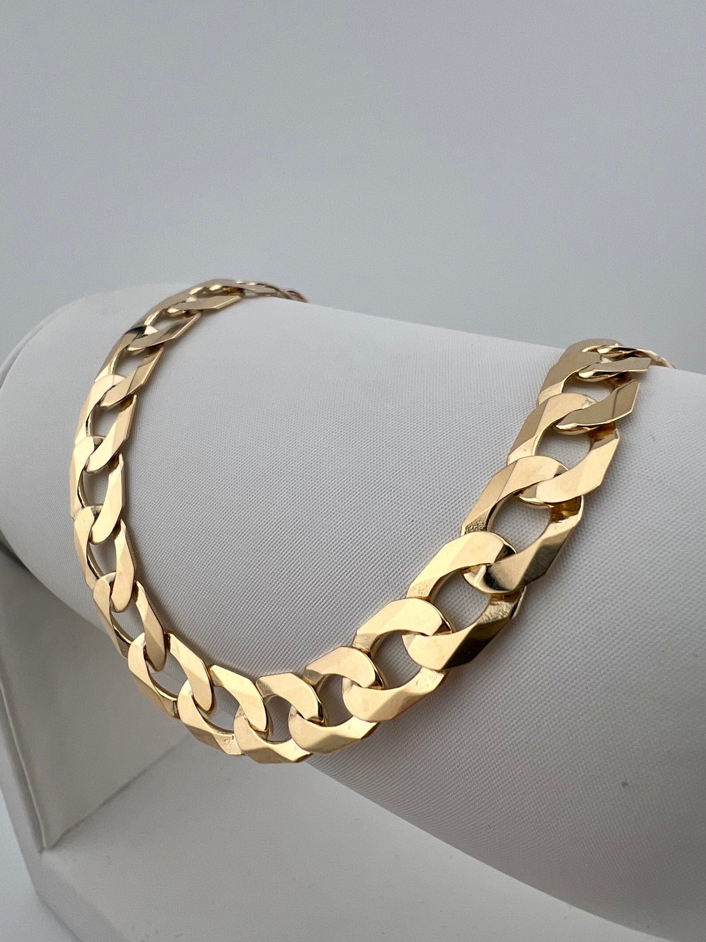 9ct Solid Gold Men’s Bracelet 8.5 Inch- 8mm Flat Curb - FULL UK HALLMARK & BOX