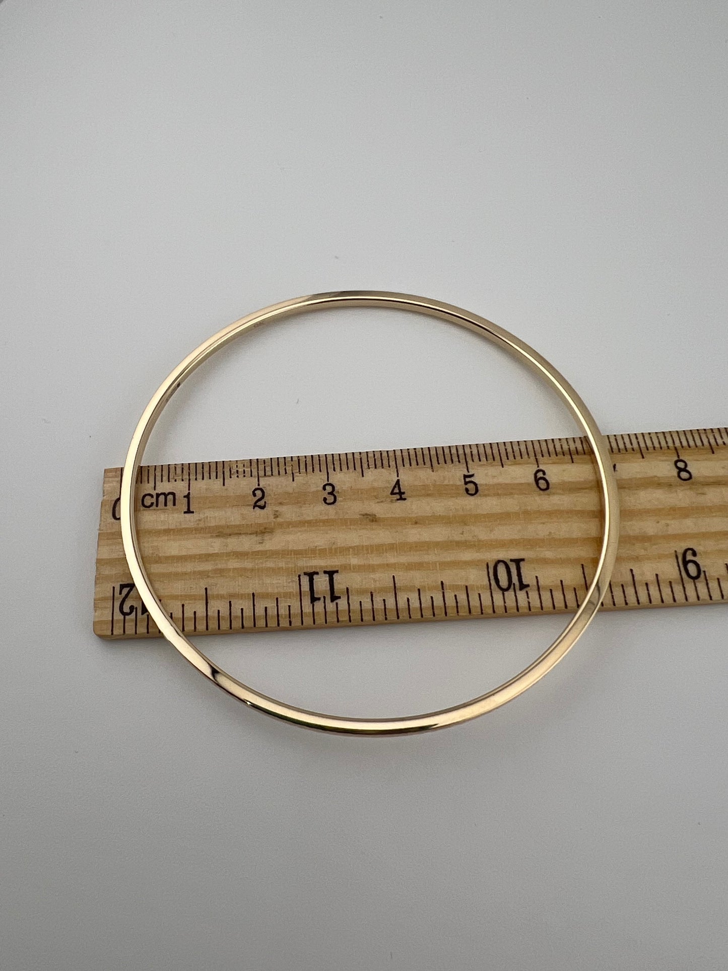 Women’s 9ct Yellow Gold Bracelet - Ladies Gold 2mm Thin Plain Slave Bangle