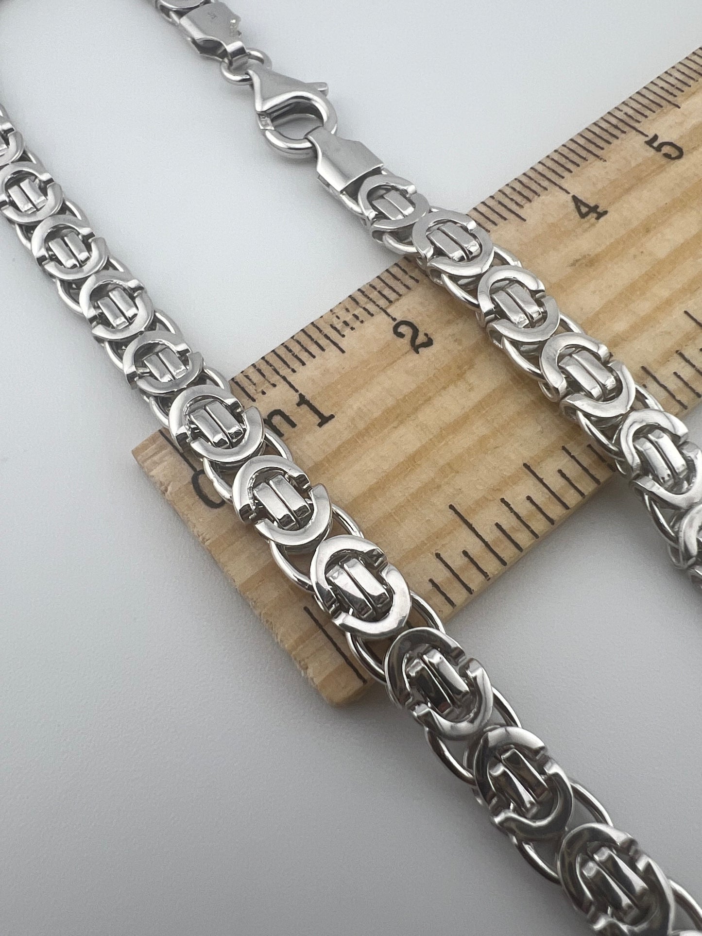 Solid 9ct White Gold Byzantine Chain - 6mm Wide - 24 Inch - Fully Hallmarked