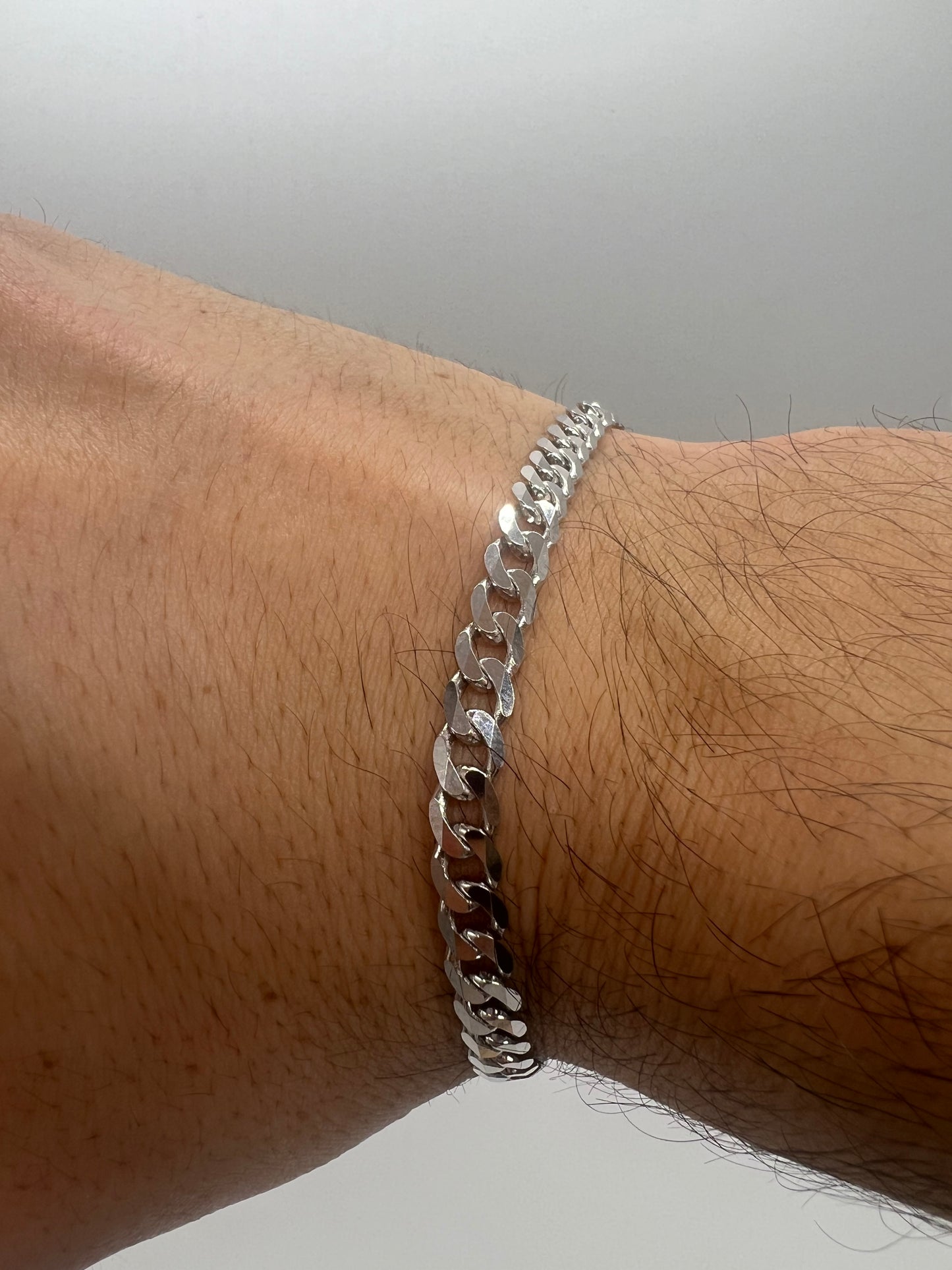 Men’s Solid 9ct White Gold Curb Bracelet - 5mm Wide - 8.5 Inch Men’s Bracelet