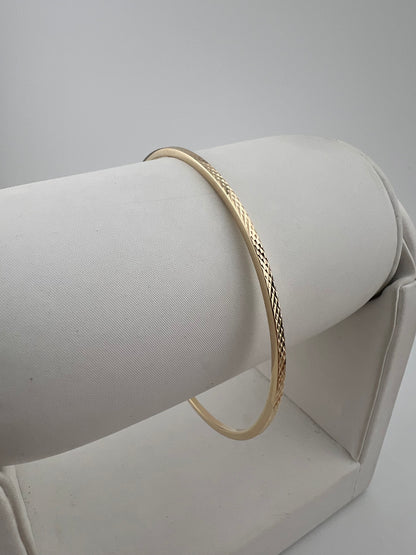 Women’s 9ct Yellow Gold Bracelet - Ladies Gold 2mm Thin Plain Slave Bangle
