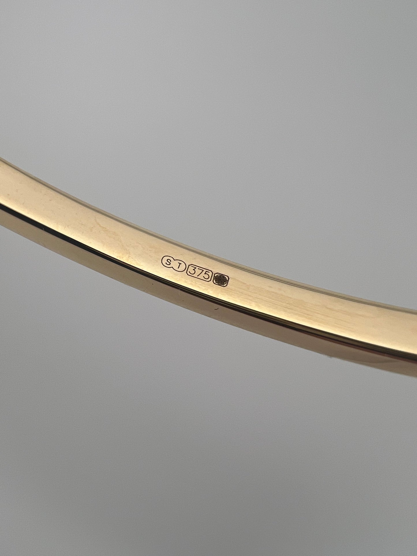 Women’s 9ct Yellow Gold Plain Bracelet - Ladies Gold 4mm Bangle - TV Shaped