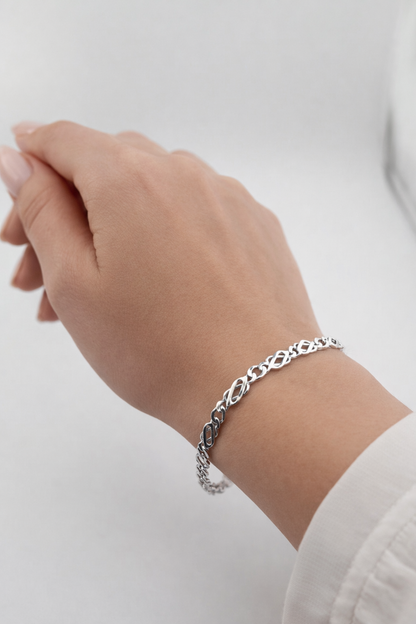 Ladies Solid 9ct White Gold 5mm Wide Celtic Bracelet - 7.5 Inch Ladies Bracelet