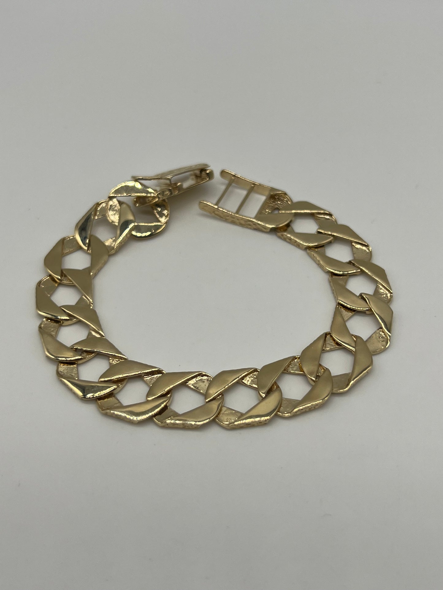 Solid 9ct Yellow Gold Chaps Bracelet - 13mm Wide - 8.5 Inch - Fully Hallmarked