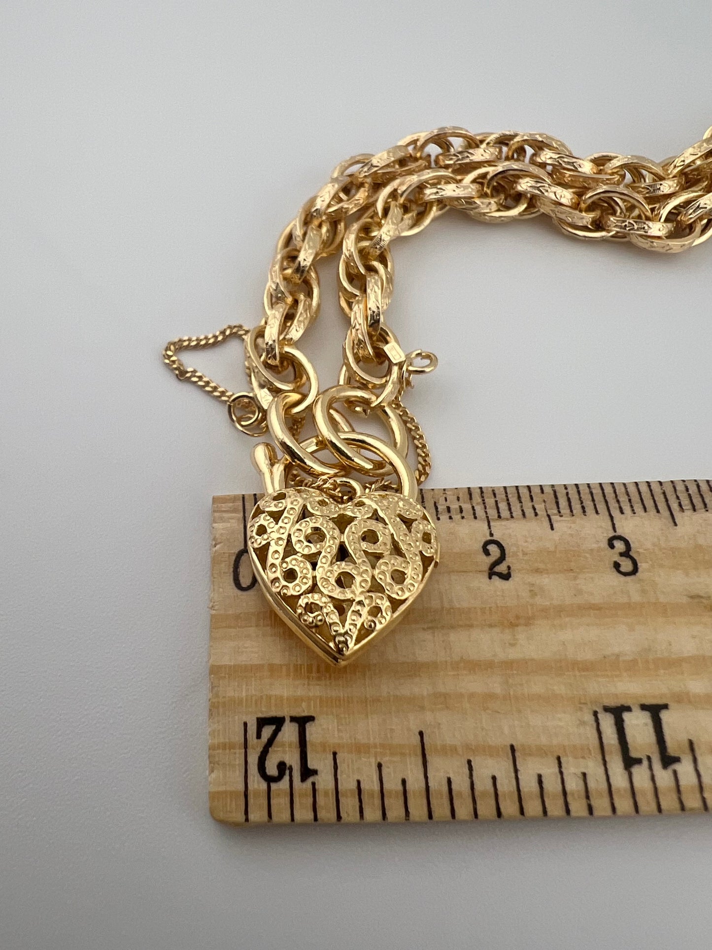 9ct Yellow Gold Price Of Wales Padlock Bracelet - 7.5 INCH - Fully Hallmarked