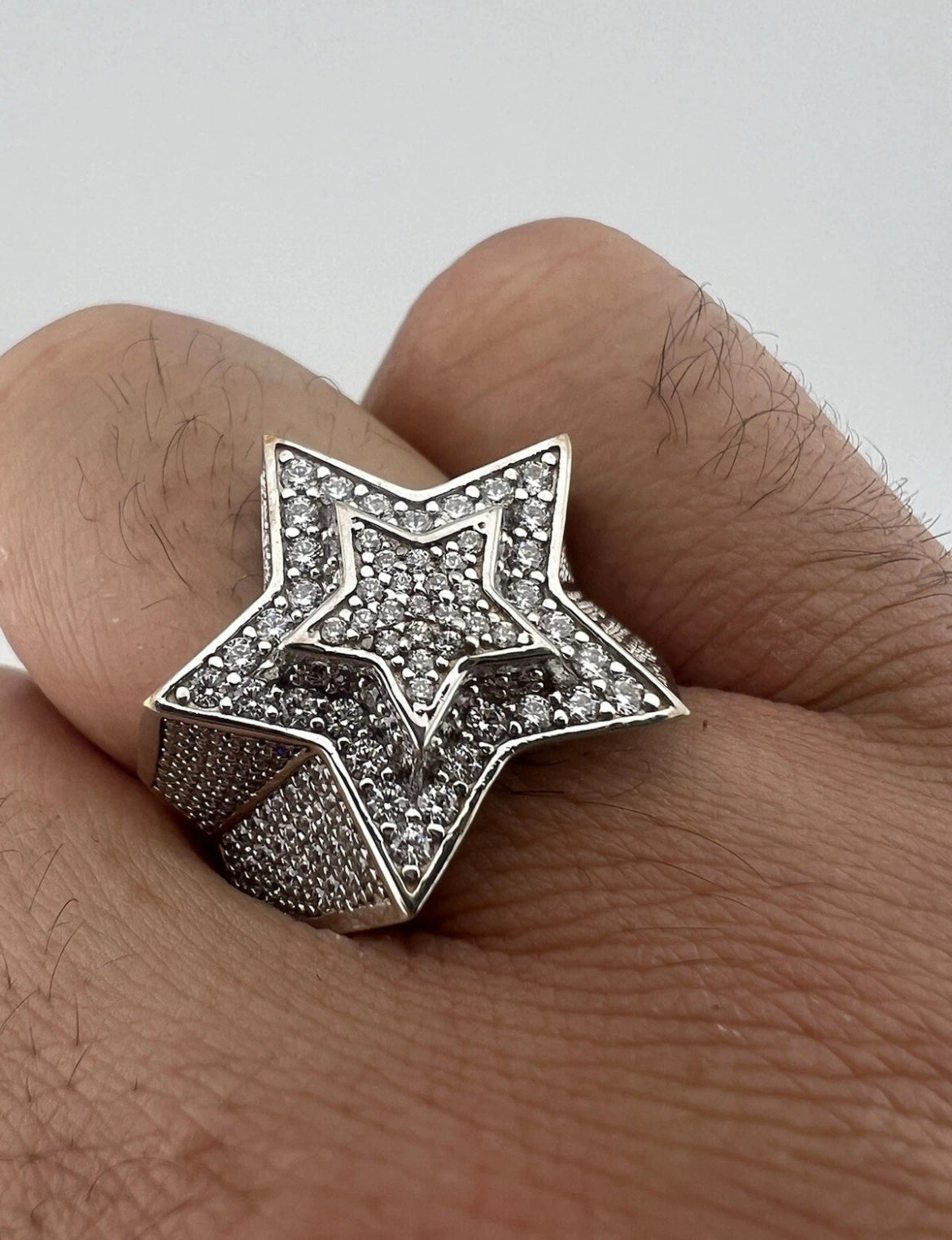 Genuine 9ct Gold  Men's Cz Star Ring UK Size T - Fully Hallmarked & Boxed