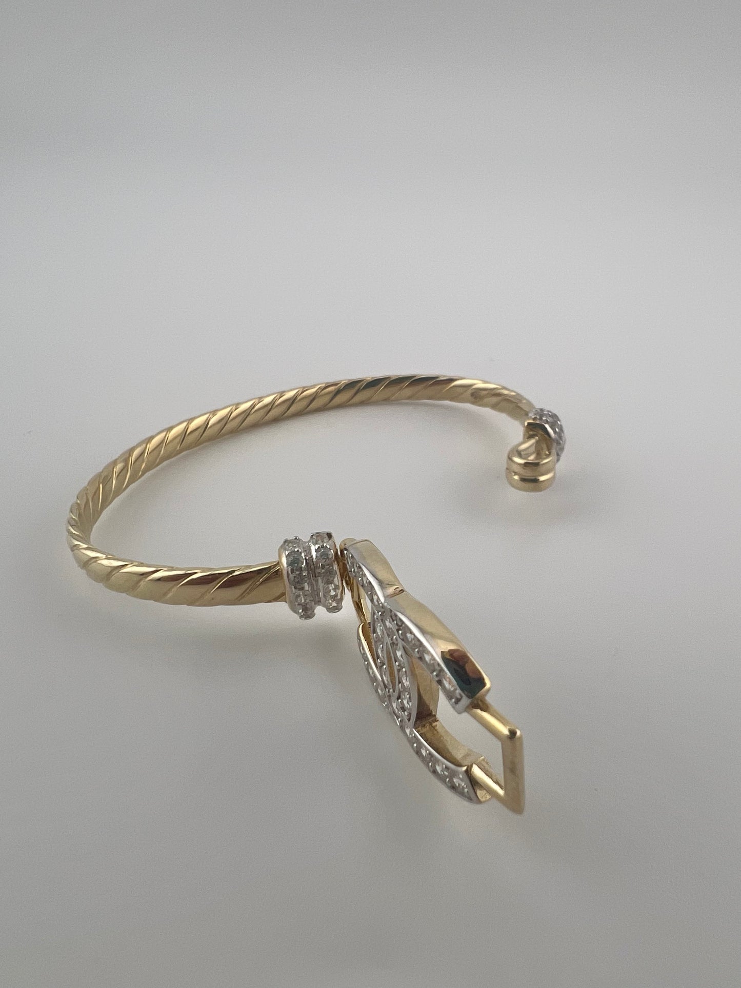 Kids Solid 9ct Yellow Gold CZ Bangle / Bracelet - Full UK Hallmark UK Sale