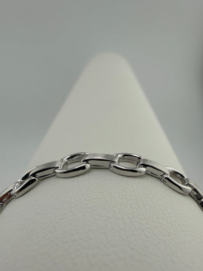 9ct White Gold  Ladies Bracelet - 6mm Wide - 7.5 Inch - Full Hallmark & Box