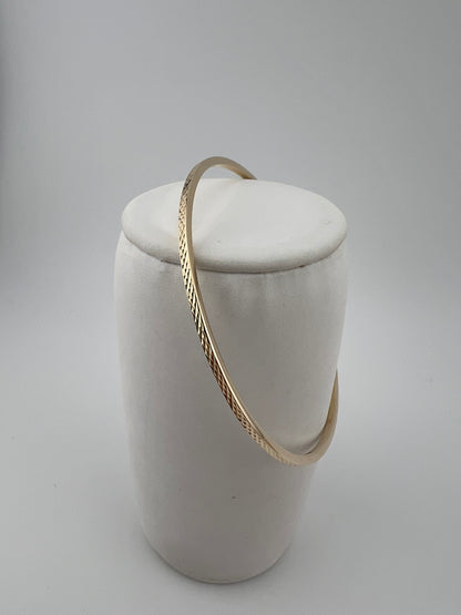 Women’s 9ct Yellow Gold Bracelet - Ladies Gold 2mm Thin Plain Slave Bangle