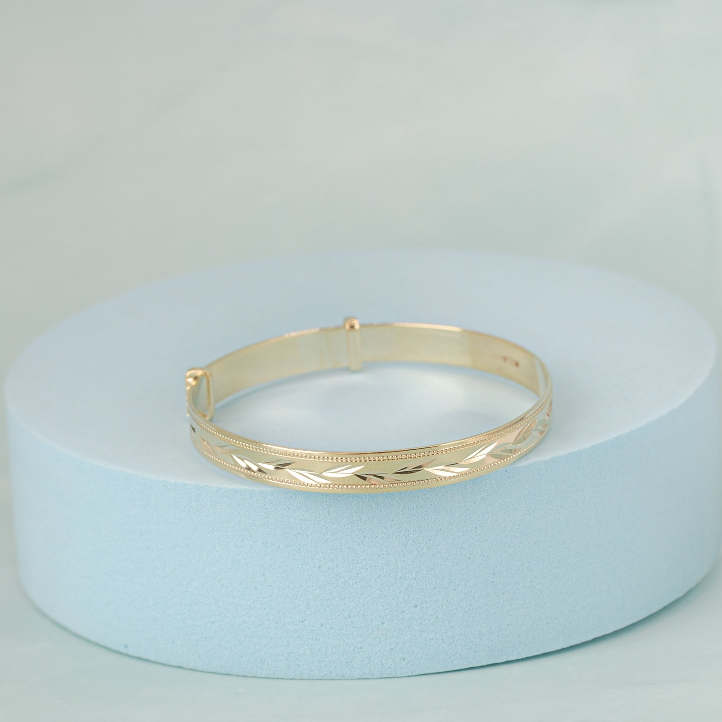 Solid 9ct Yellow Gold Baby Expandable  Bangle